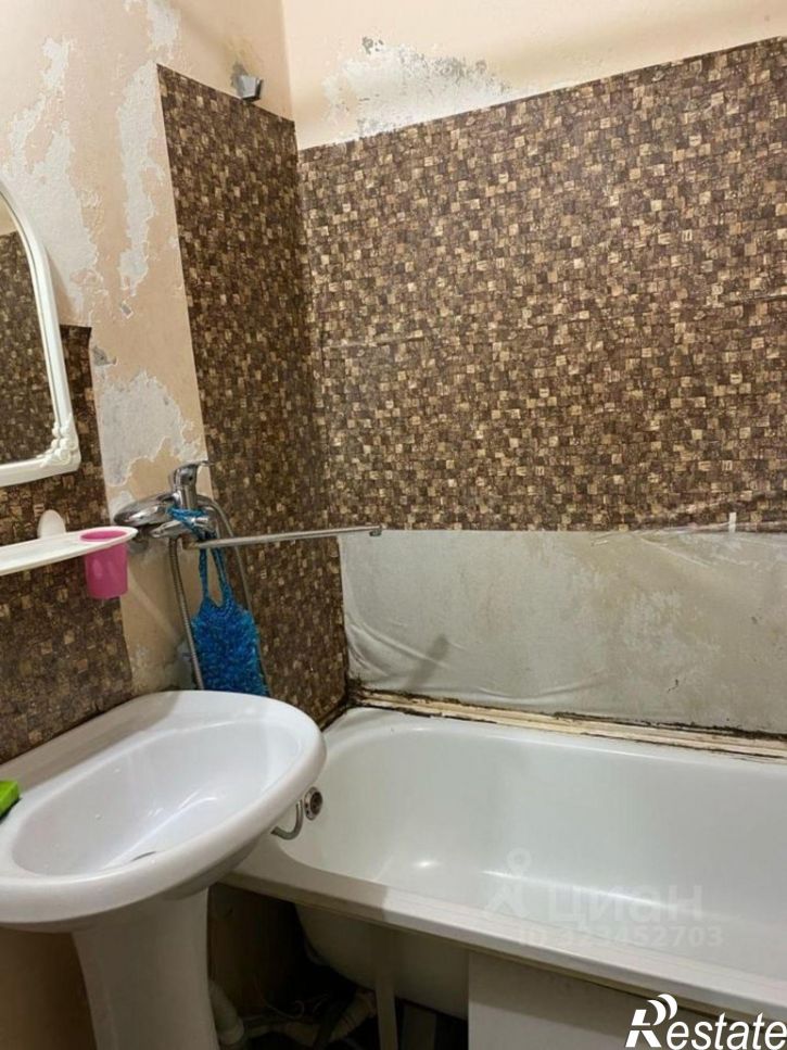 3-комн квартира пр-кт В.Фоменко, 62,  д. 62