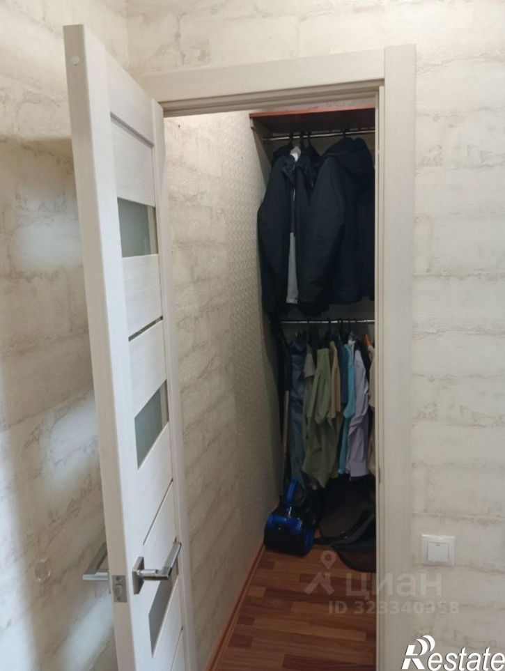 2-комн квартира б-р Юных Ленинцев, 1А,  д. 1А