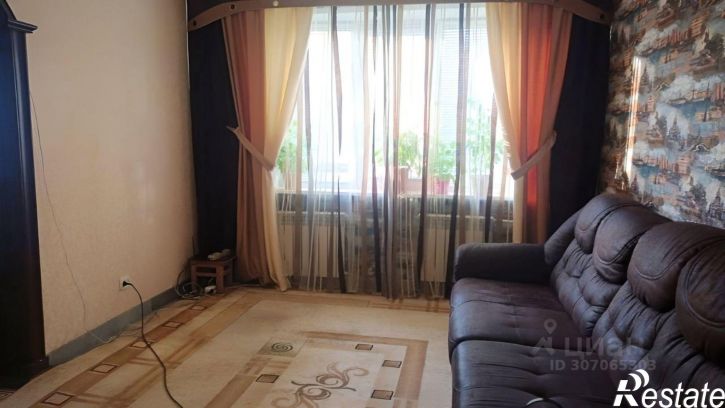 3-комн квартира б-р им Галиаскара Камала, 20,  д. 20