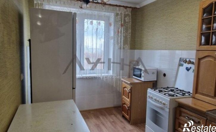 4-комн квартира Московский пр-кт, 98,  д. 98