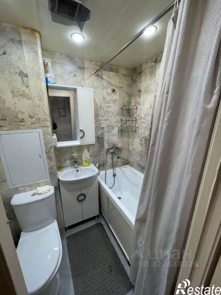 1-комн квартира Школьный б-р, 4,  д. 4