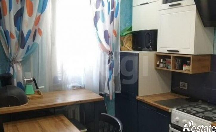 3-комн квартира б-р 60-летия Октября, 4,  д. 4