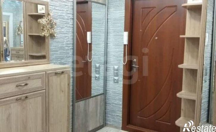 3-комн квартира б-р 60-летия Октября, 4,  д. 4