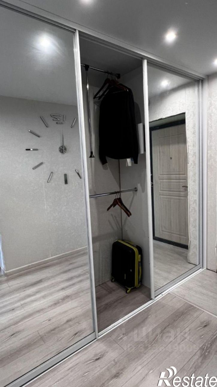 1-комн квартира пр-кт Дружбы Народов, 1,  д. 1