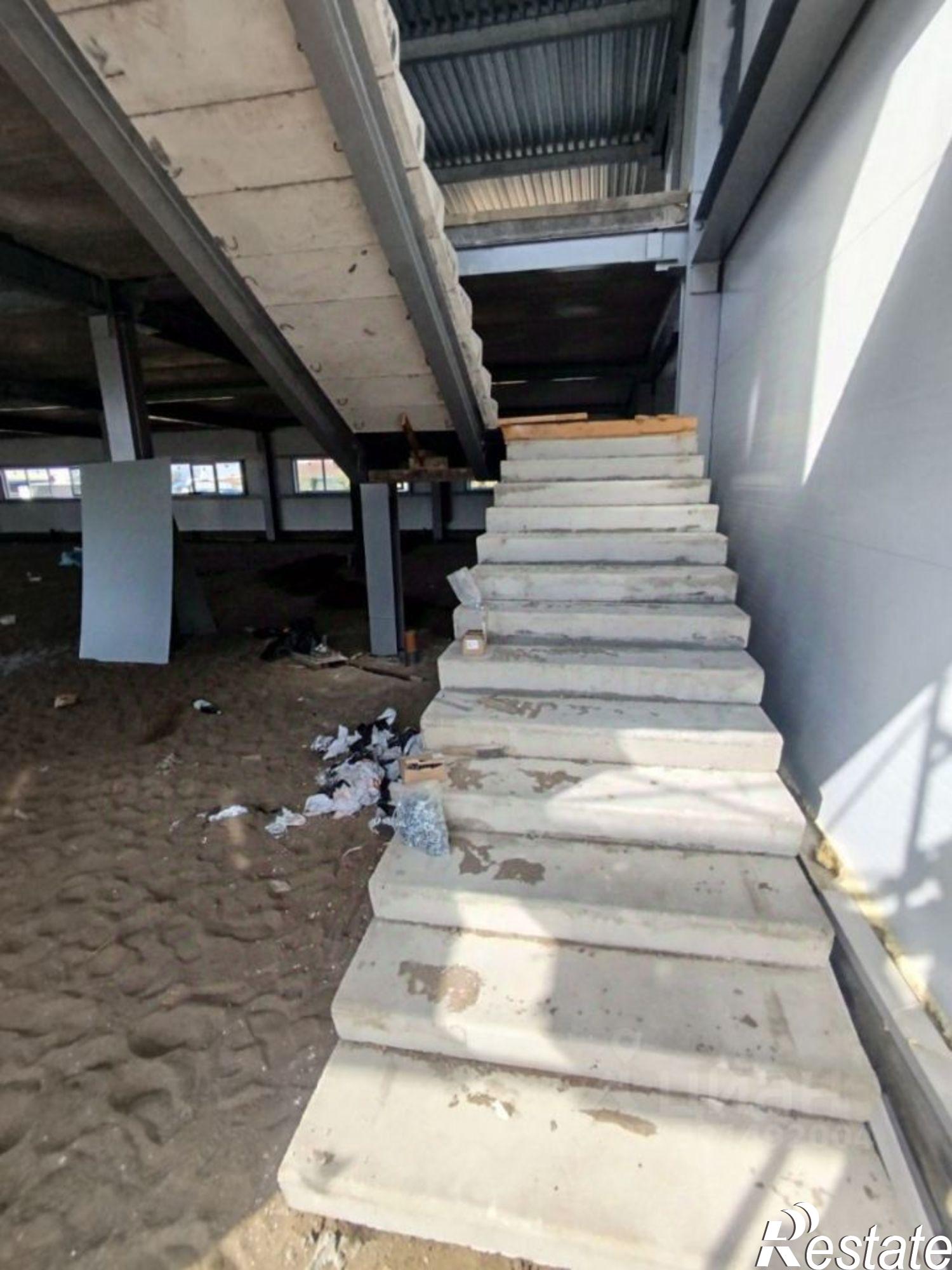 Сдать ОСЗ, отдельно стоящее здание за 260 000 рублей на проспект В.Фоменко