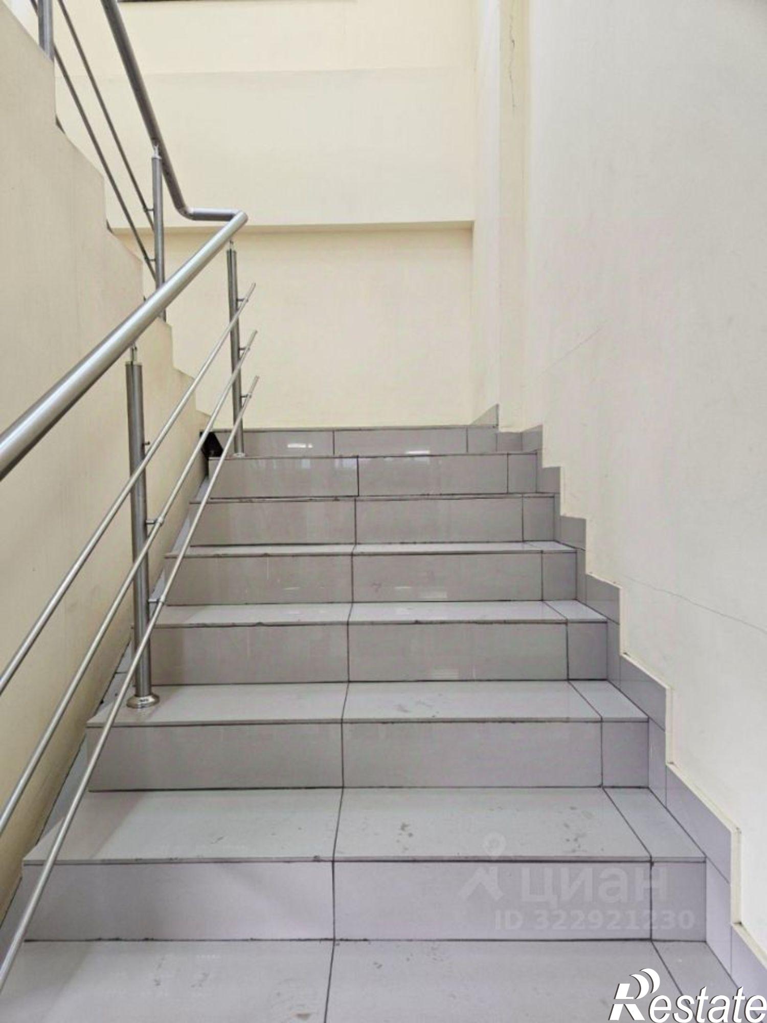 Сдать ОСЗ, отдельно стоящее здание за 300 000 рублей на ул Нариманова, 46