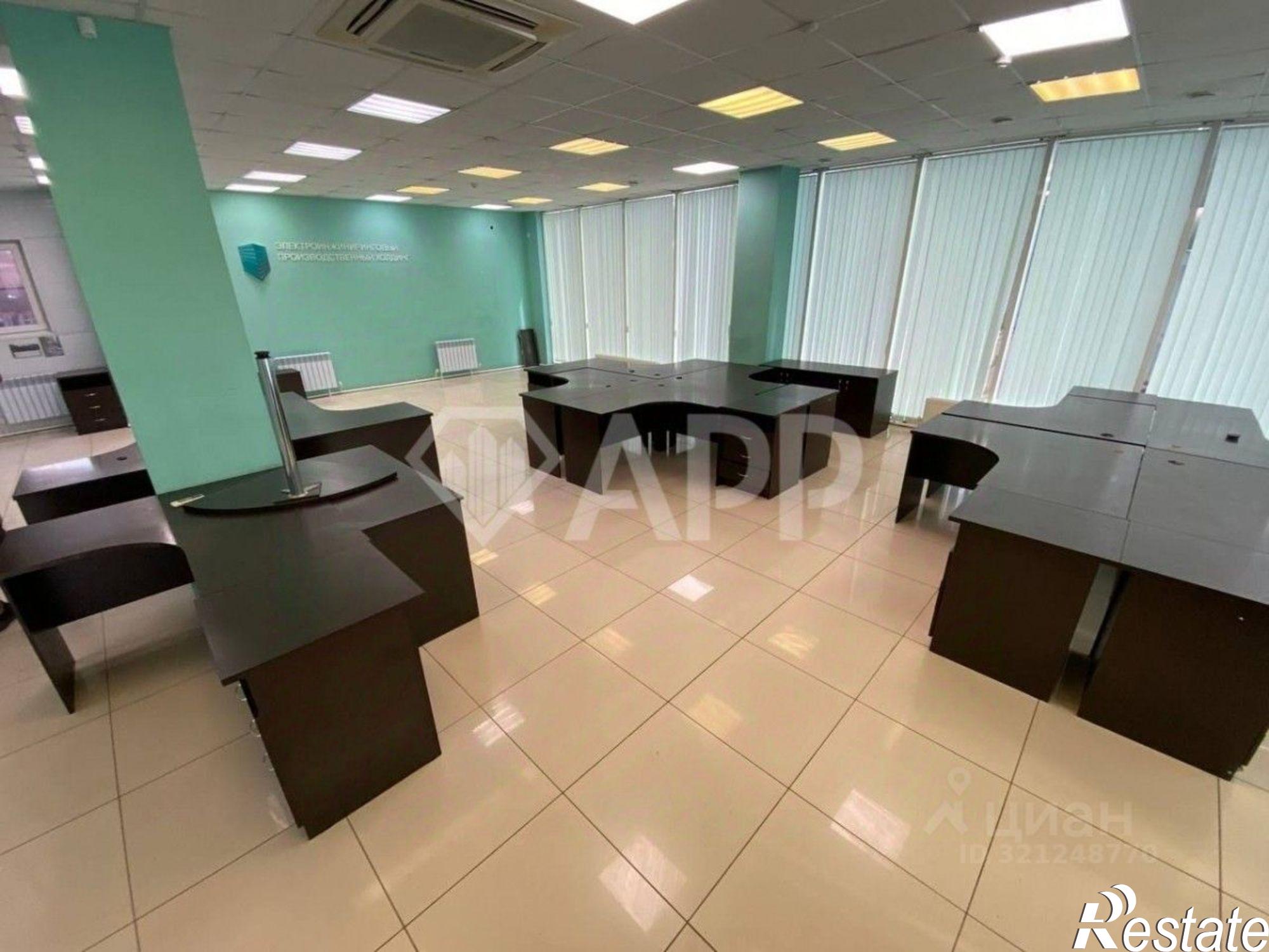 Сдать офис, помещение под офис за 90 000 рублей на ул им Низаметдинова Р.М., 2