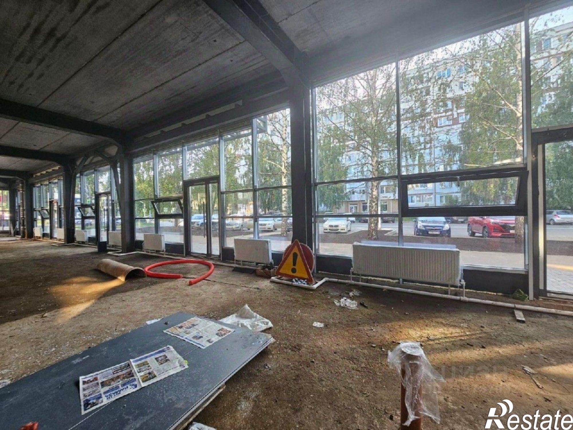 Сдать ОСЗ, отдельно стоящее здание за 340 000 рублей на ул Шамиля Усманова, 36