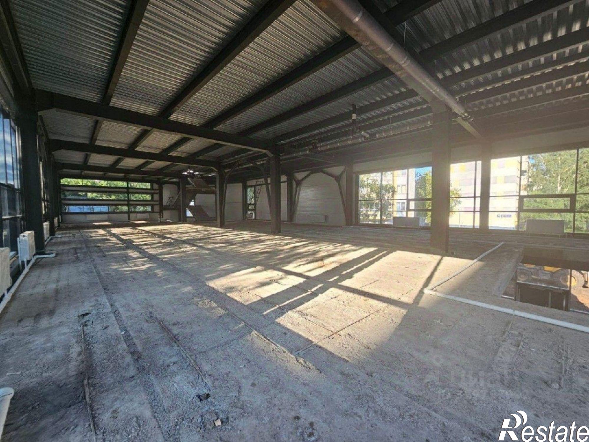 Сдать ОСЗ, отдельно стоящее здание за 340 000 рублей на ул Шамиля Усманова, 36