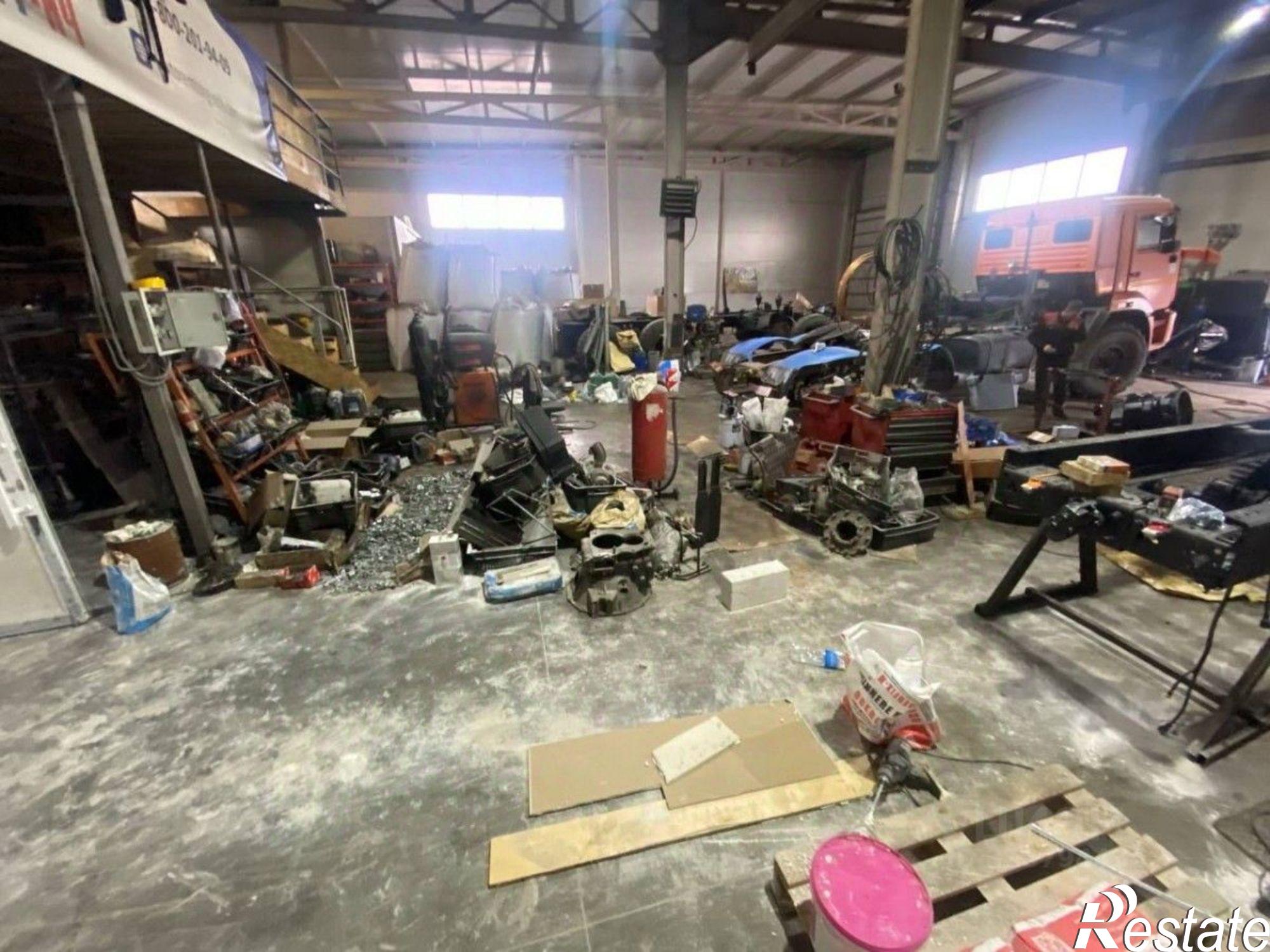 Сдать производственную площадь за 489 600 рублей на Казанский пр-кт, 111