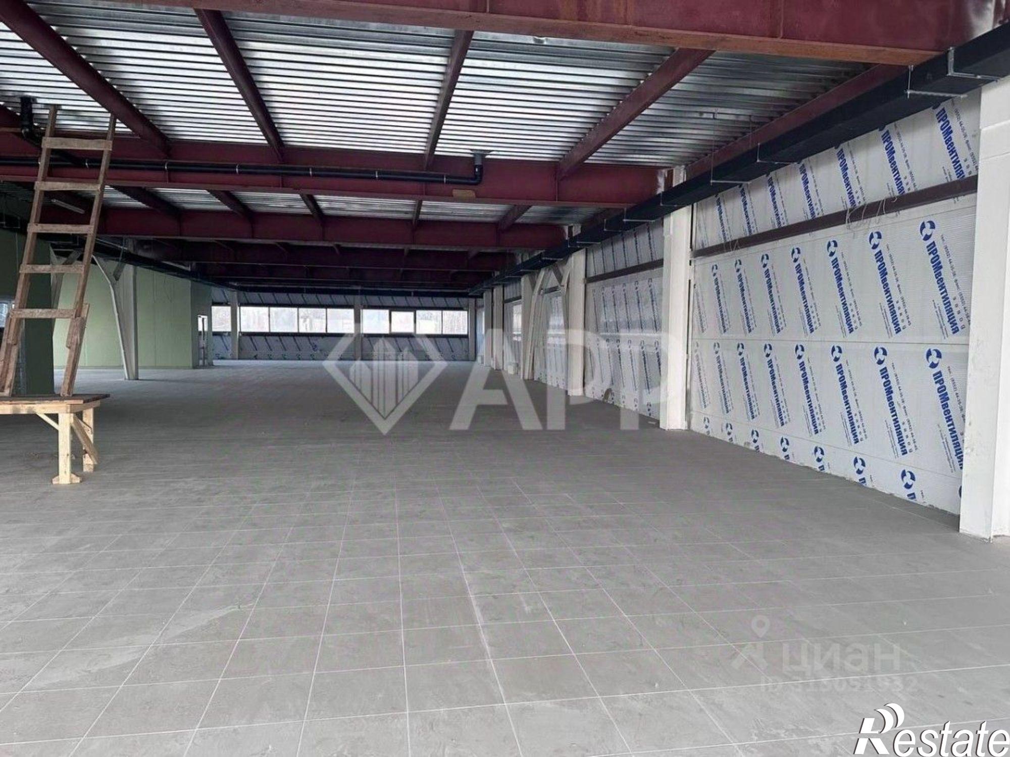 Сдать торговое помещение за 75 000 рублей на Машиностроительная улица, 124А