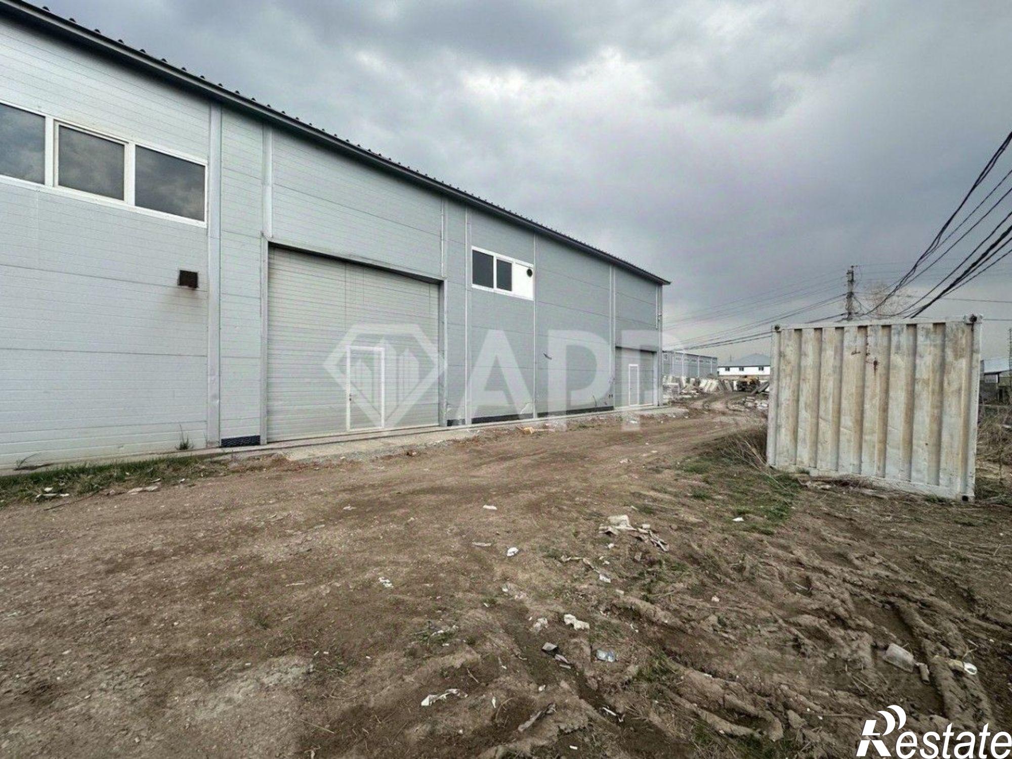 Сдать складское помещение за 315 000 рублей на Казанский пр-кт, 228