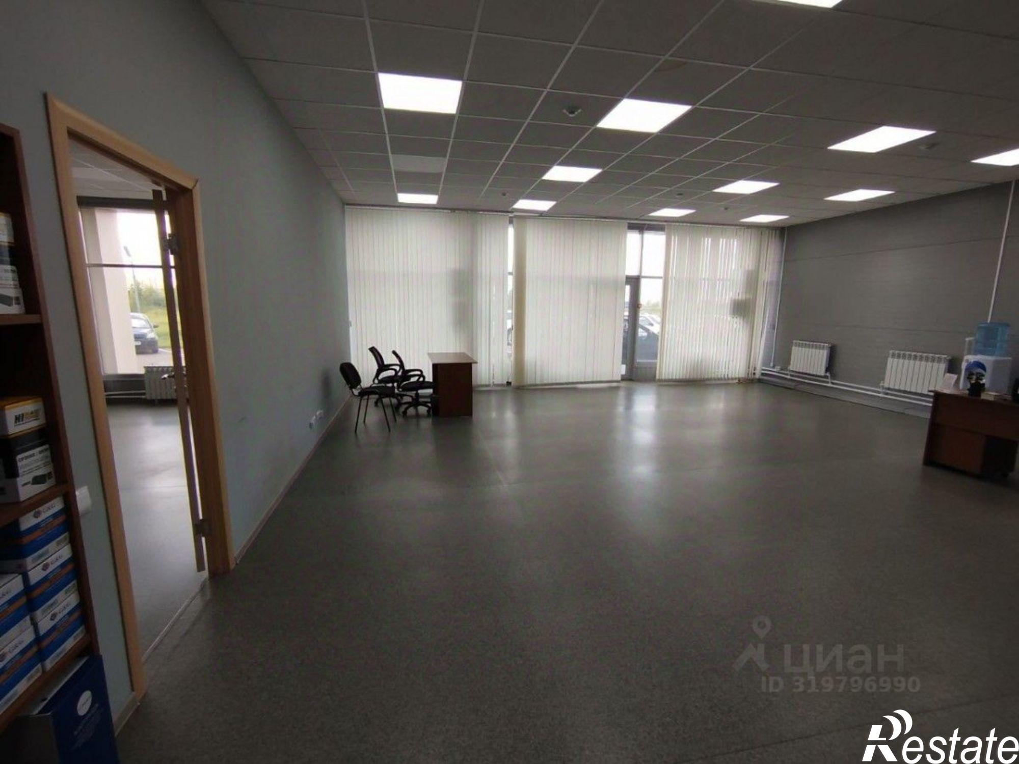 Сдать торговое помещение за 560 000 рублей на ул Старосармановская, 29