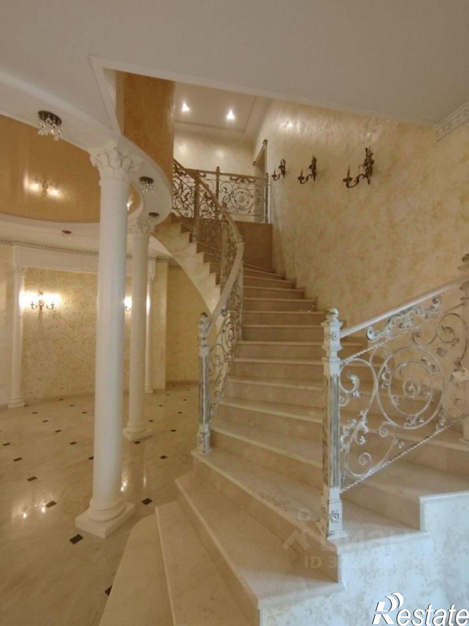 Купить помещение свободного назначения за 120 000 000 рублей на Первая Береговая улица, 29