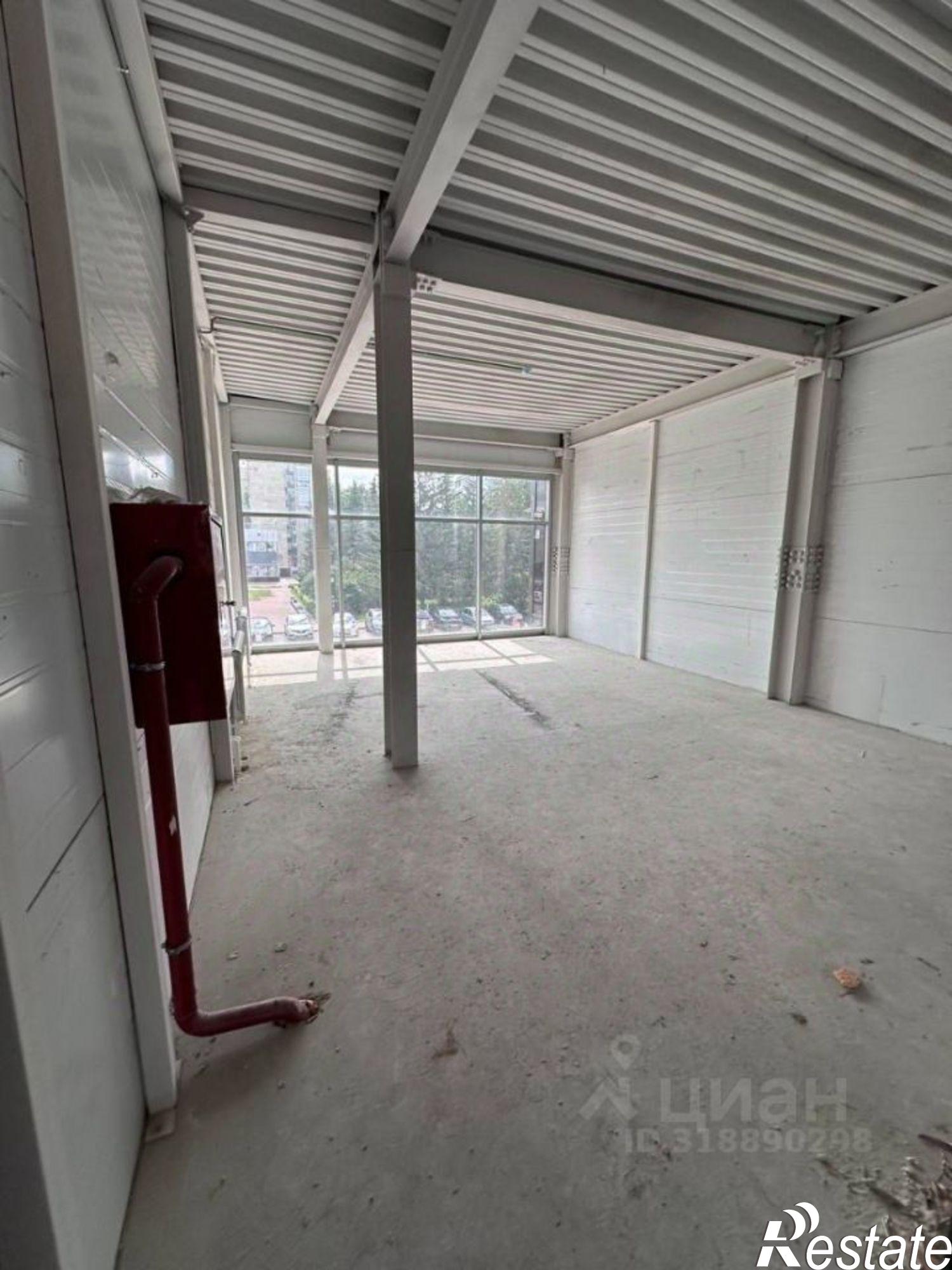 Купить помещение свободного назначения за 35 000 100 рублей на б-р Энтузиастов, 18