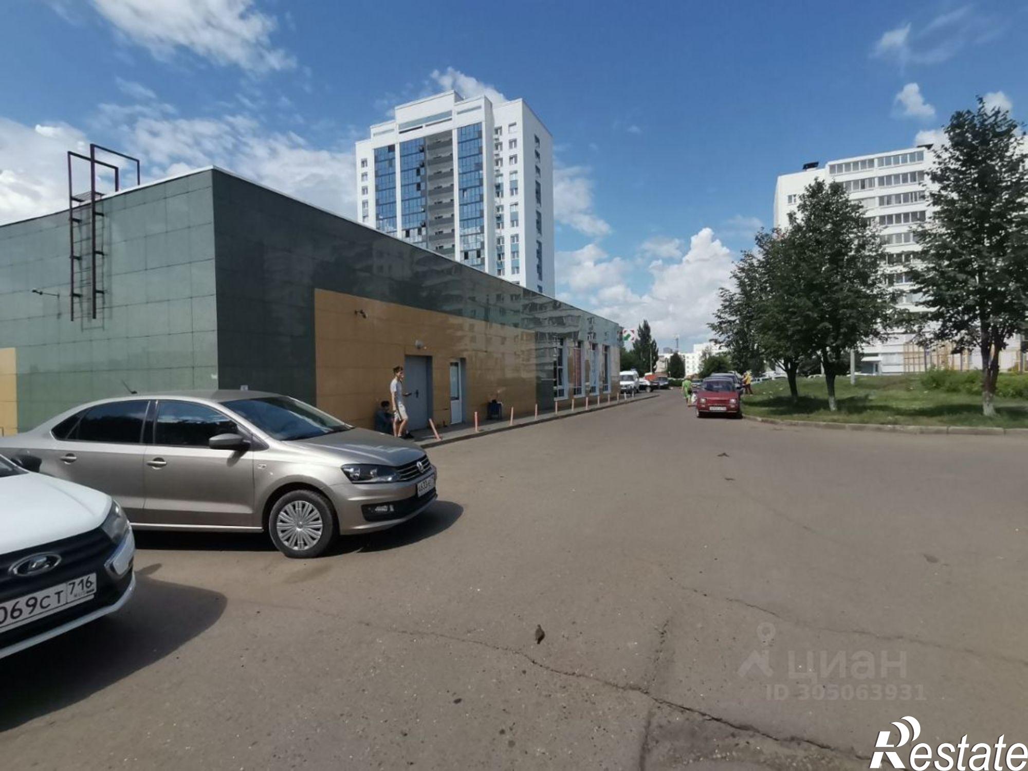 Купить ОСЗ, отдельно стоящее здание за 179 760 000 рублей на ул Ахметшина, 106