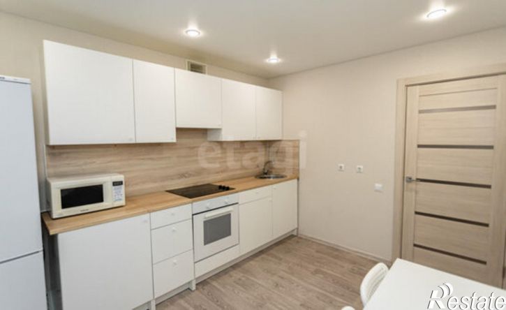 2-комн квартира ул Виктора Полякова, 9,  д. 9