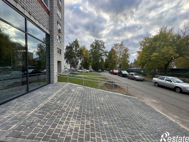 Помещение свободного назначения пр-кт Дружбы Народов, 1,  д. 1