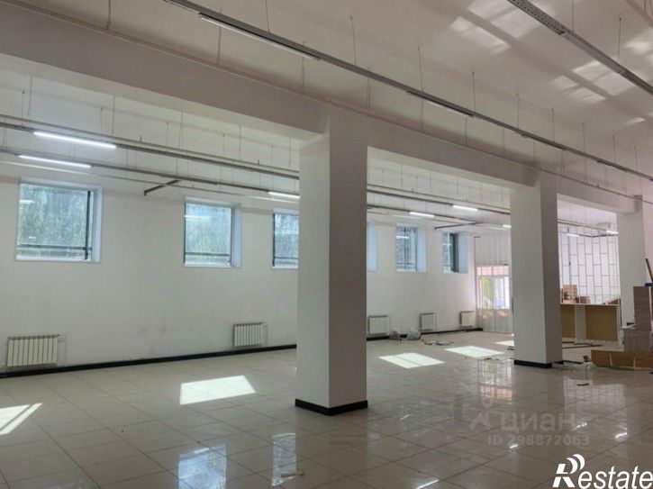 Помещение свободного назначения пр-кт им Вахитова, 42А,  д. 42А