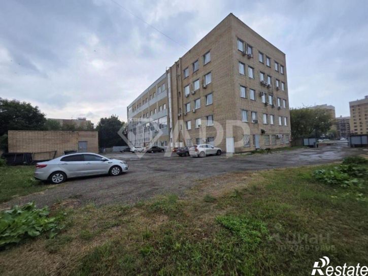 Помещение свободного назначения пр-кт Яшьлек, 7,  д. 7