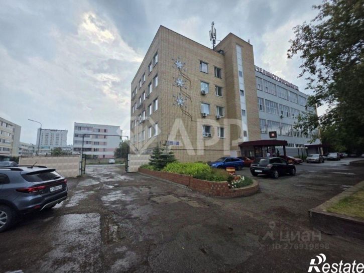 Помещение свободного назначения пр-кт Яшьлек, 7,  д. 7