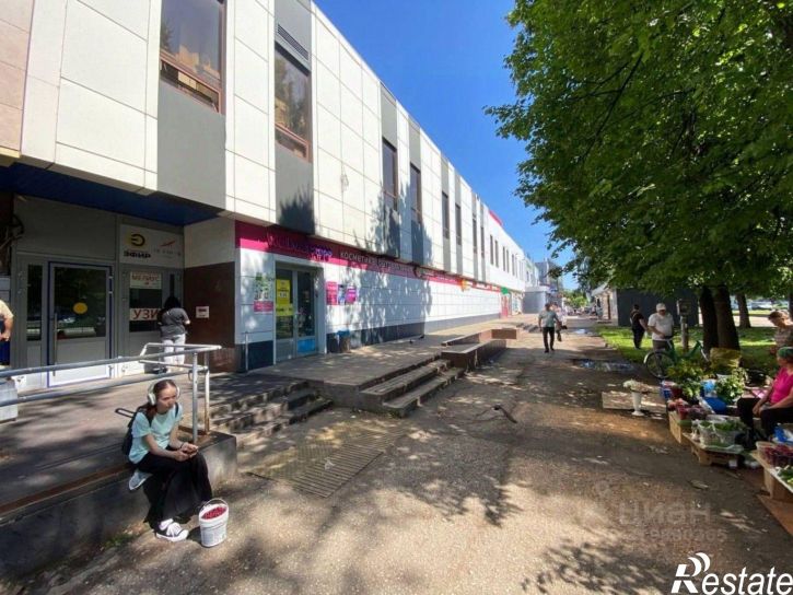 Помещение свободного назначения пр-кт Раиса Беляева, 12,  д. 12