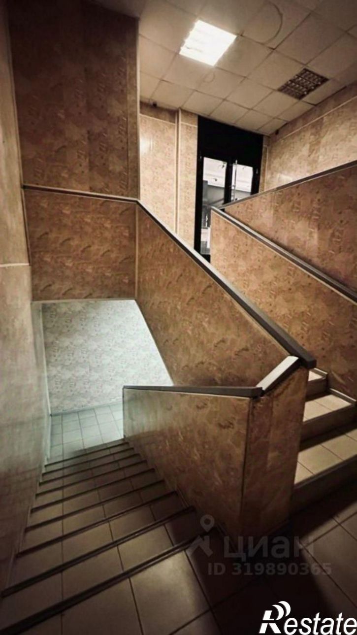 Помещение свободного назначения пр-кт Раиса Беляева, 12,  д. 12