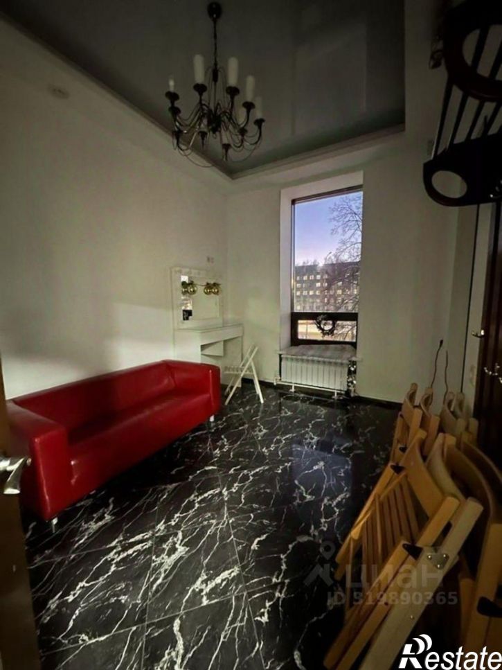 Помещение свободного назначения пр-кт Раиса Беляева, 12,  д. 12