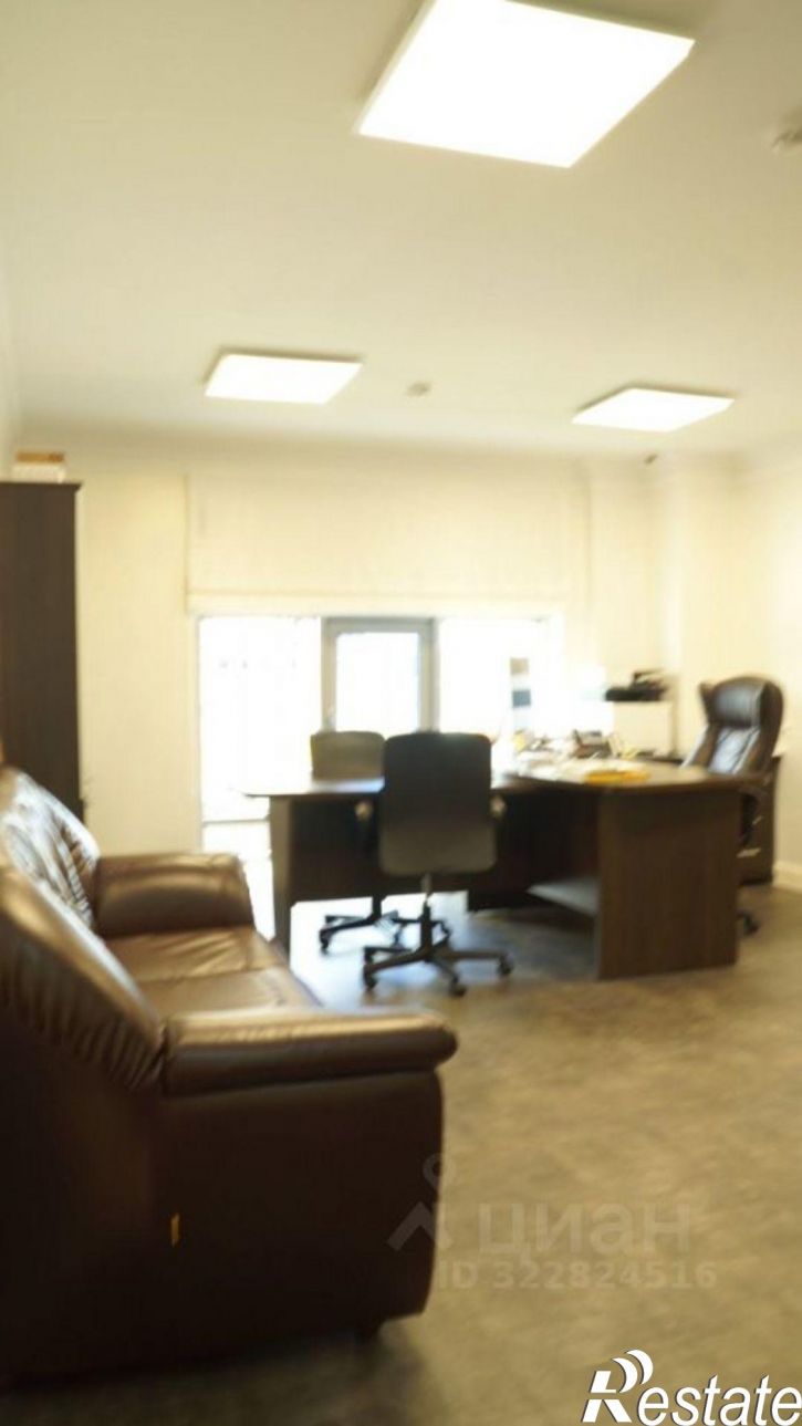 Помещение свободного назначения пр-кт Сююмбике, 40Г,  д. 40Г