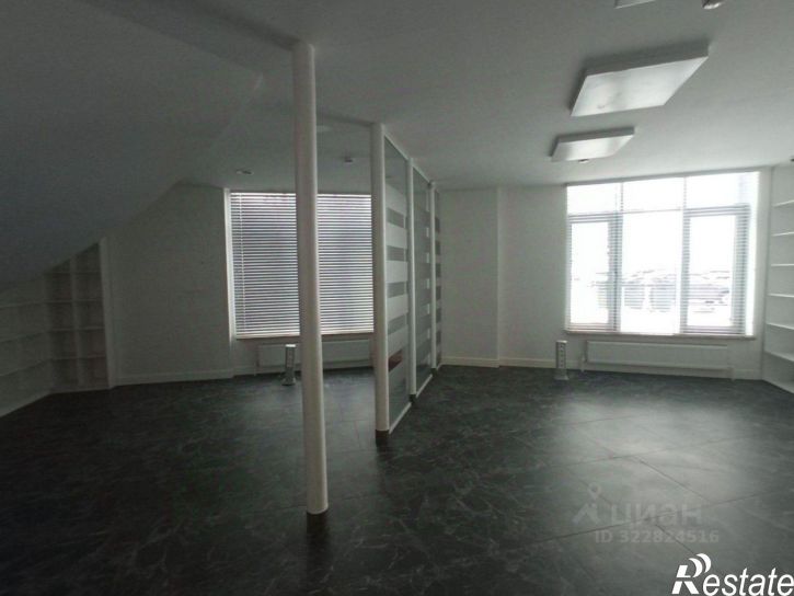 Помещение свободного назначения пр-кт Сююмбике, 40Г,  д. 40Г