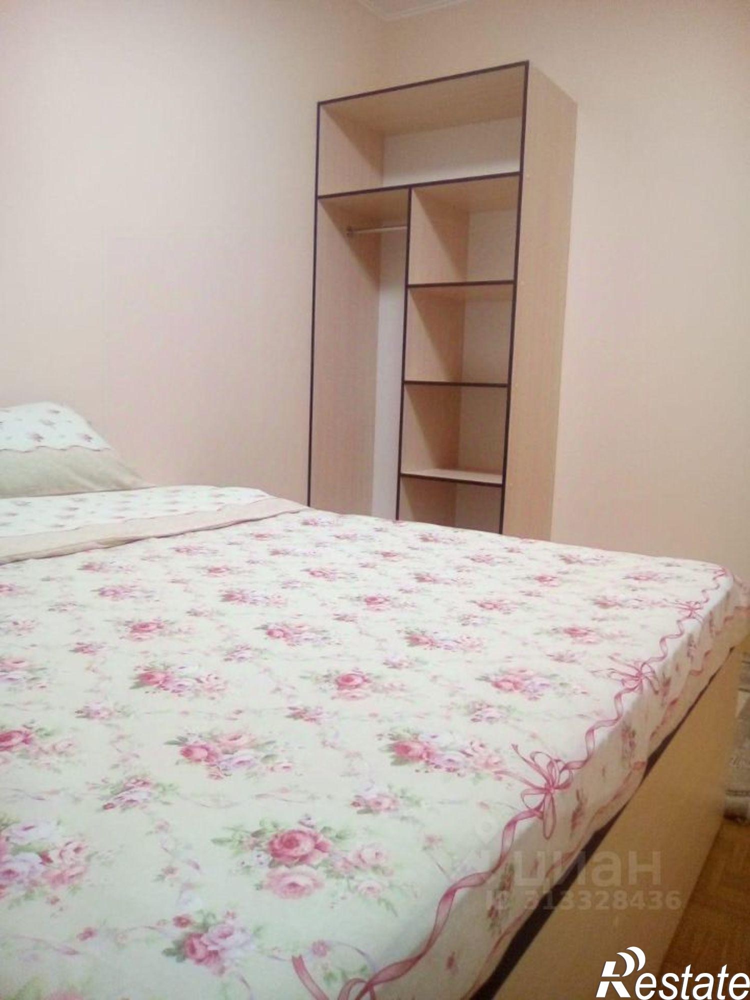 Сдать квартиру за 40 000 рублей на б-р Романтиков, 8