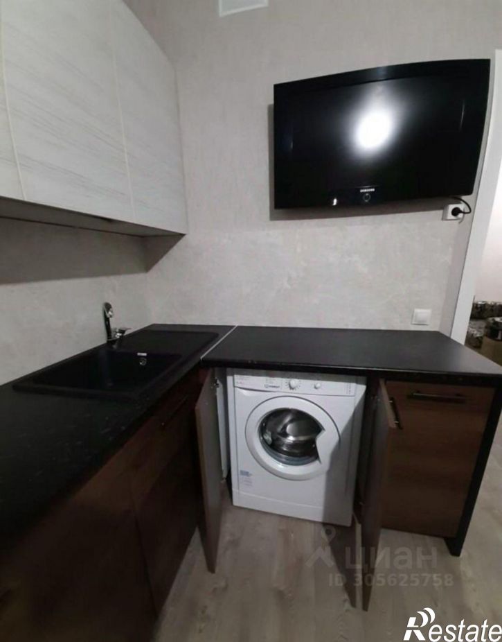 2-комн квартира ул Виктора Полякова, 7,  д. 7