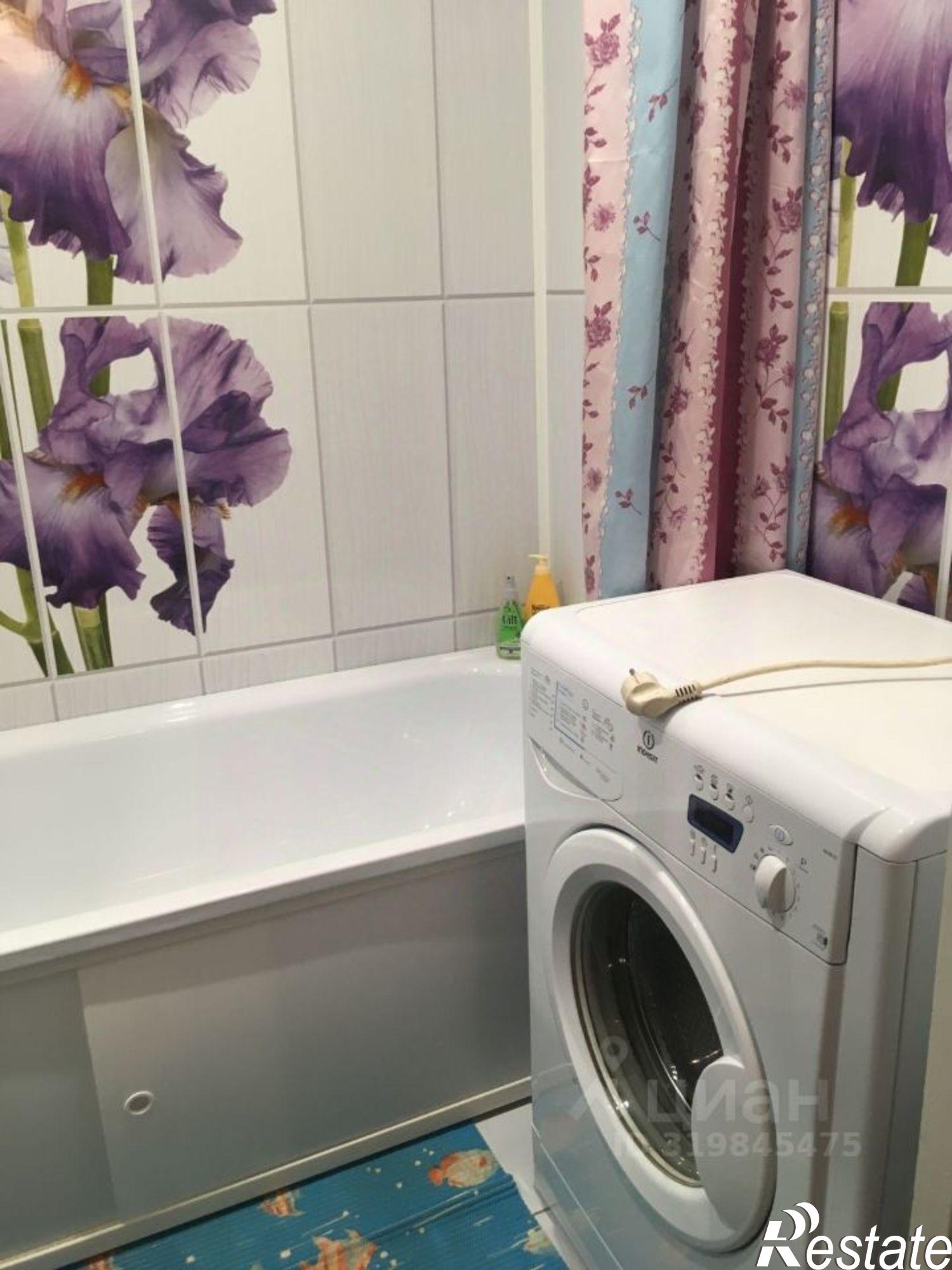 Сдать квартиру за 45 000 рублей на пр-кт Дружбы Народов, 52/41Б