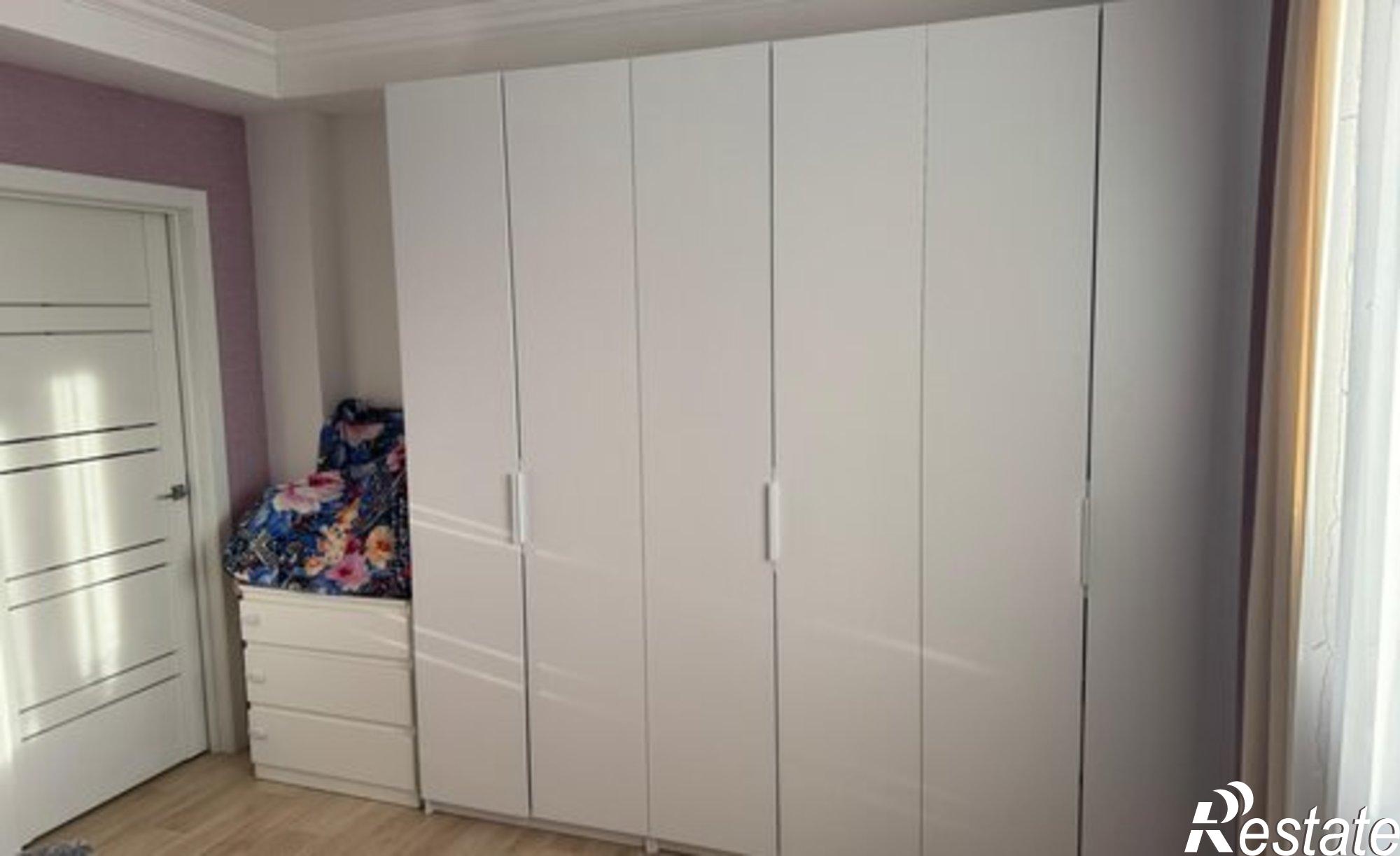 Купить квартиру за 9 500 000 рублей на ул Виктора Полякова, 21