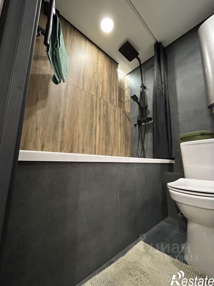 2-комн квартира пр-кт Дружбы Народов, 44/45,  д. 44/45