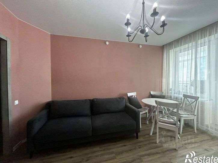 2-комн квартира пр-кт Раиса Беляева, 42А,  д. 42А