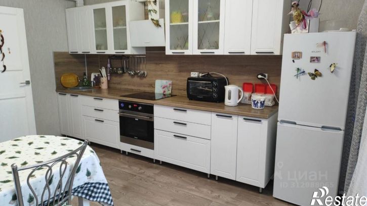 1-комн квартира пр-кт Раиса Беляева, 42А,  д. 42А