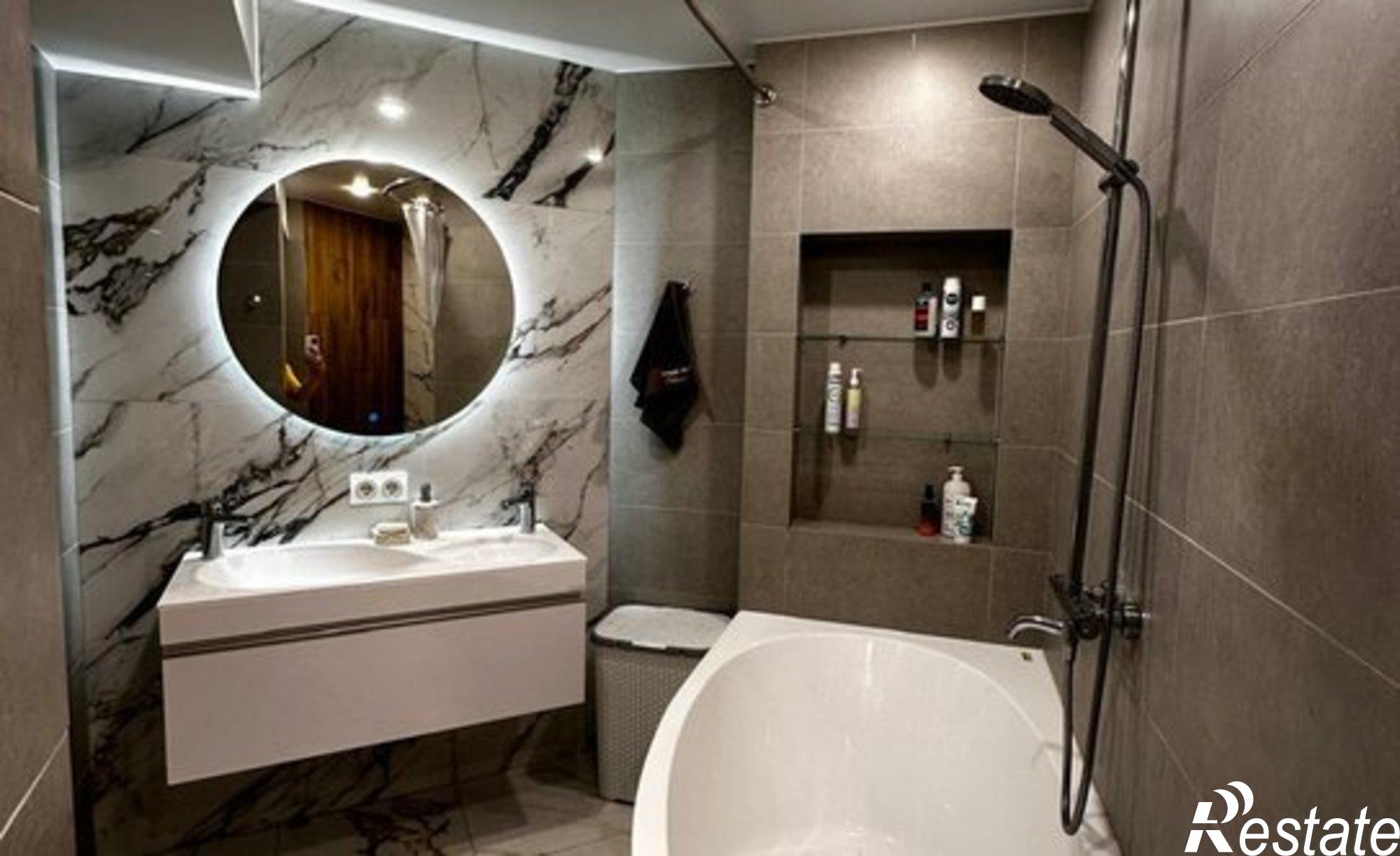 Купить квартиру за 17 500 000 рублей на Набережночелнинский пр-кт, 56