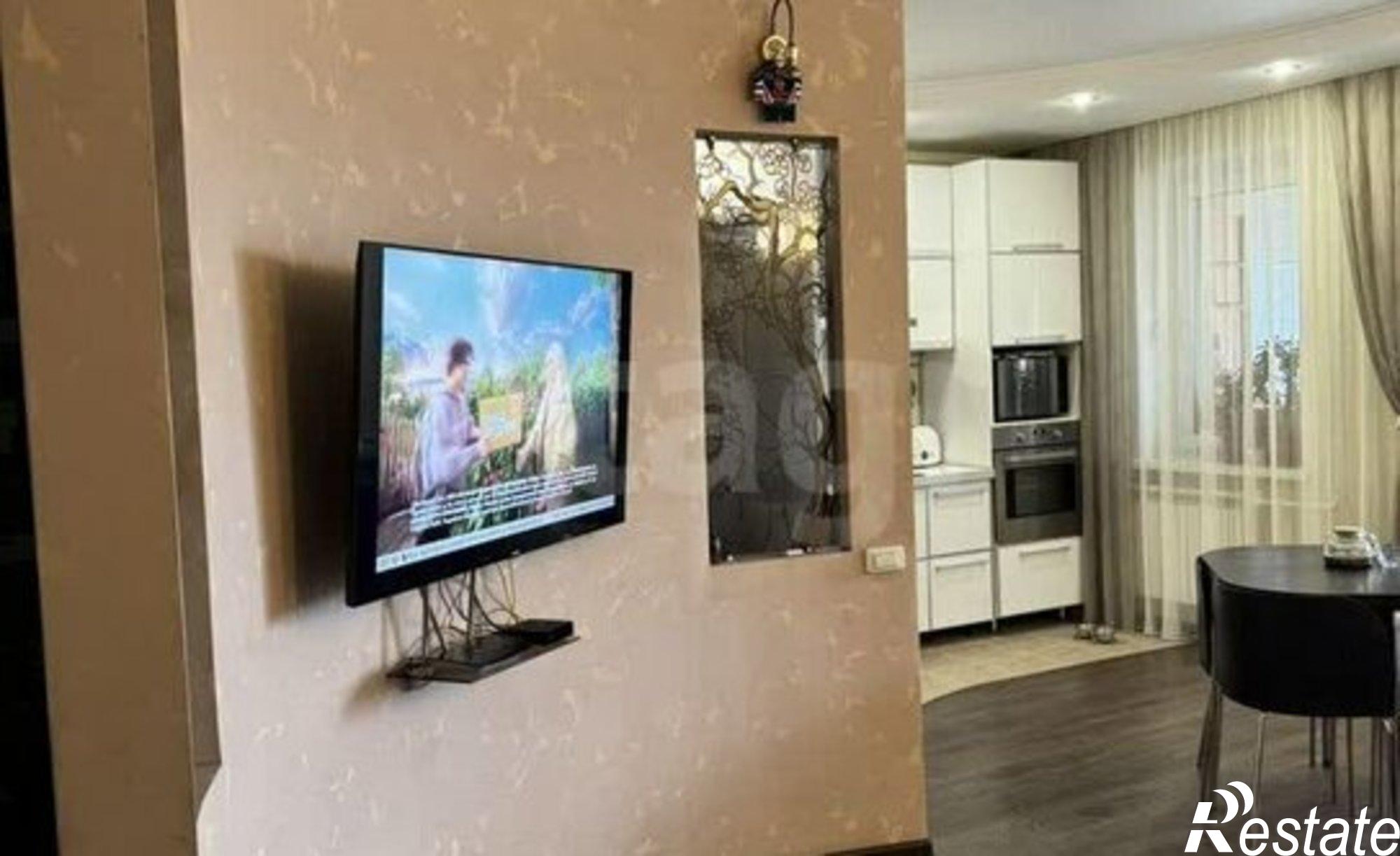 Купить квартиру за 8 500 000 рублей на пер им Сергея Есенина, 1Б