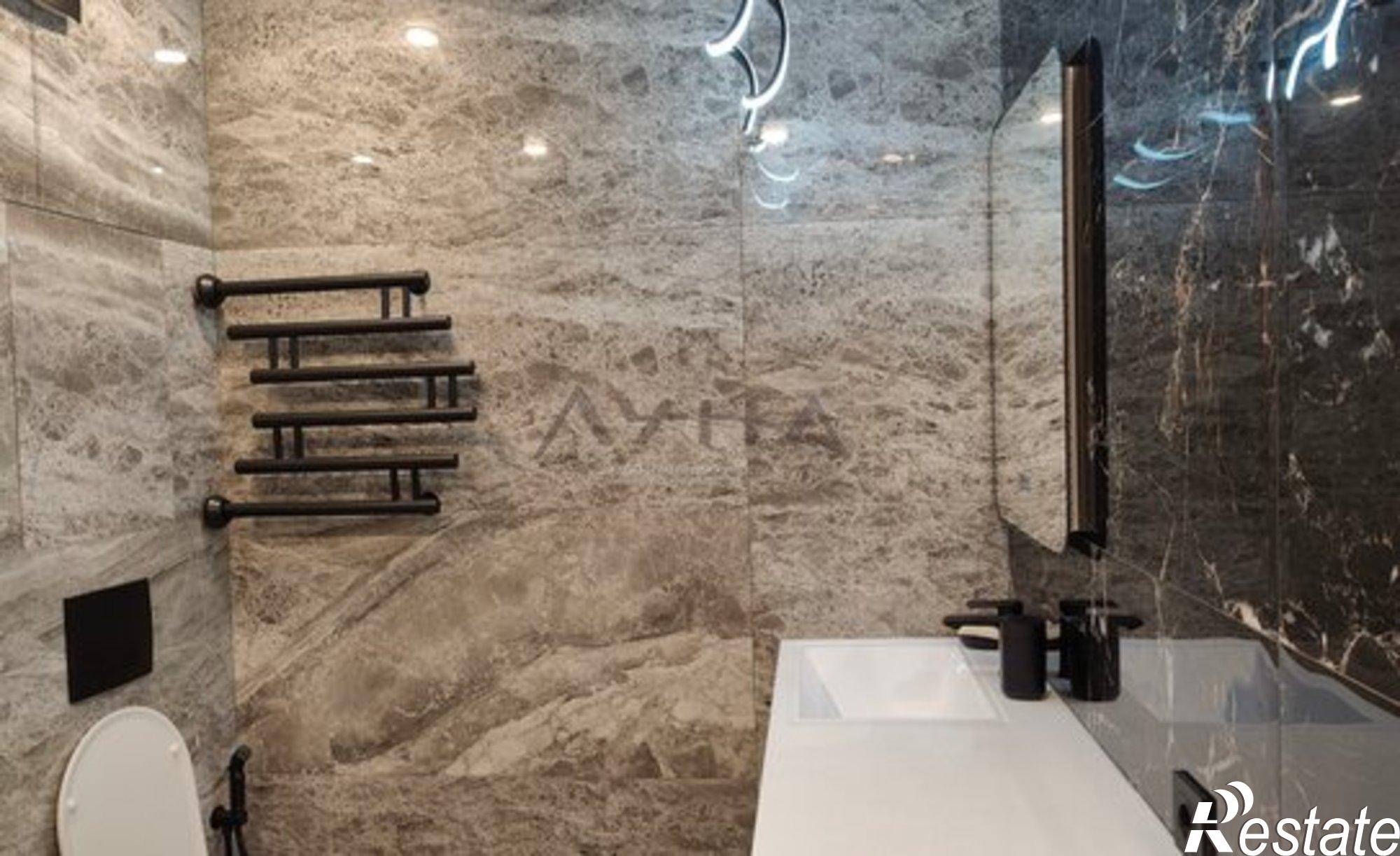 Купить квартиру за 6 500 000 рублей на ул Раскольникова, 11