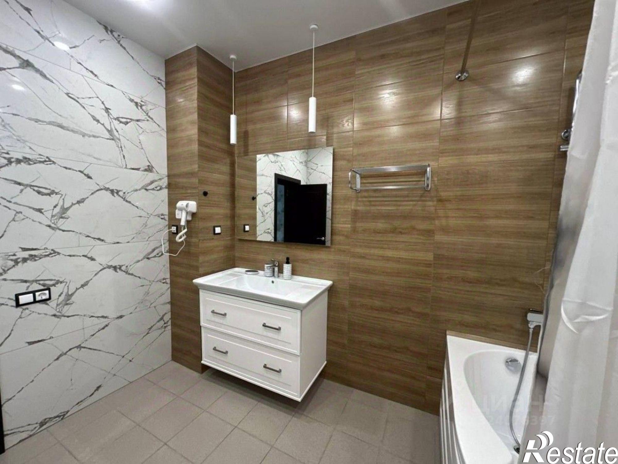 Купить ОСЗ, отдельно стоящее здание за 58 460 500 рублей на ул Гагарина, 37