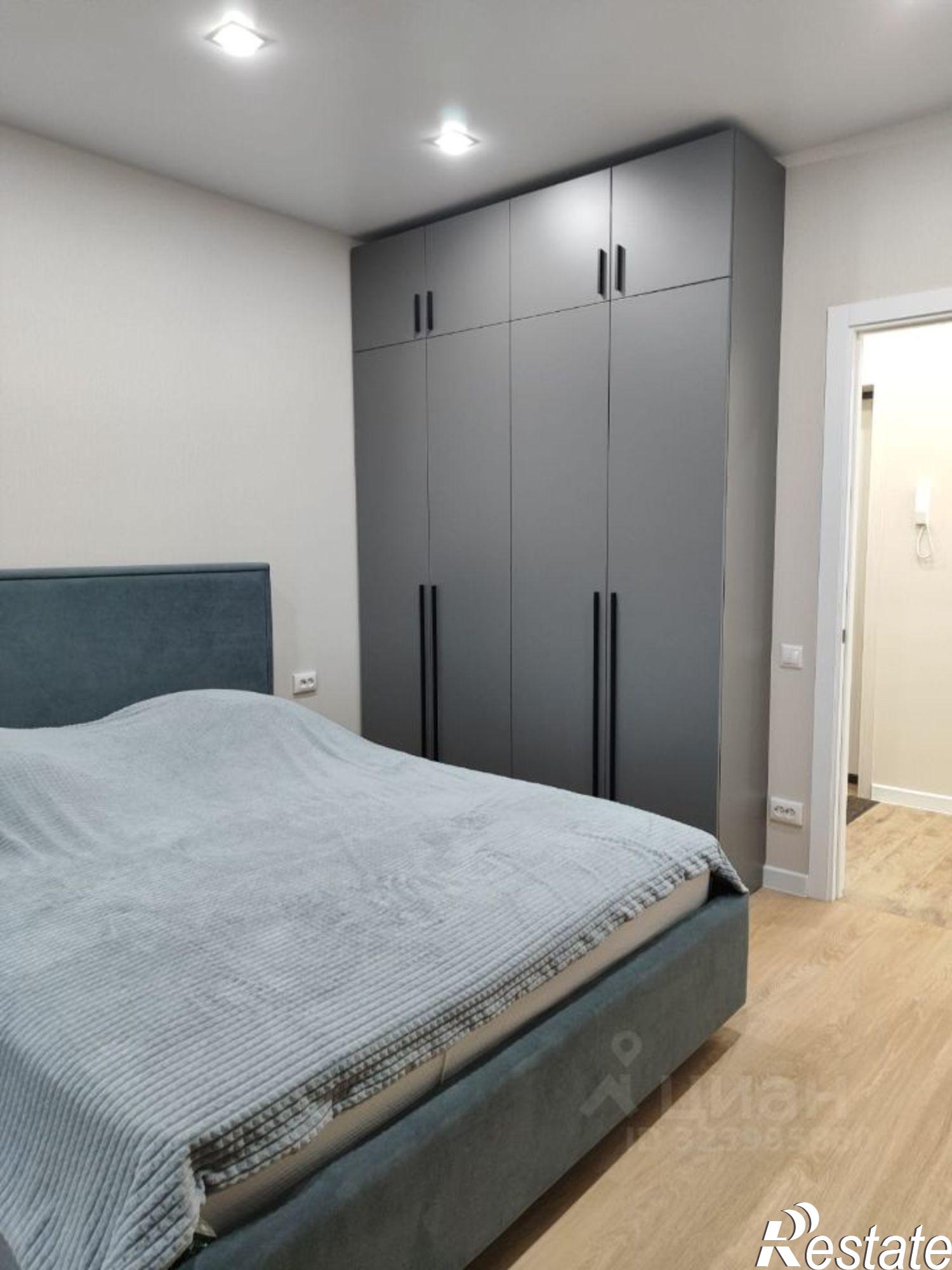 Сдать квартиру за 50 000 рублей на улица Николая Иванцова, 7