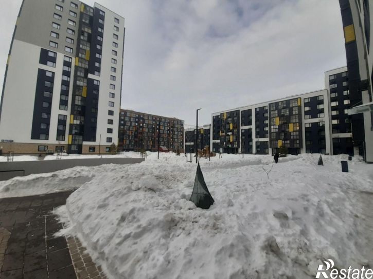 2-комн квартира улица Вазила Мавликова, 1А,  д. 1А