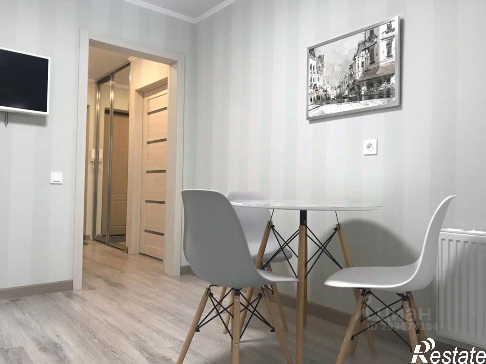 Сдать квартиру за 40 000 рублей на пр-кт Сююмбике, 36