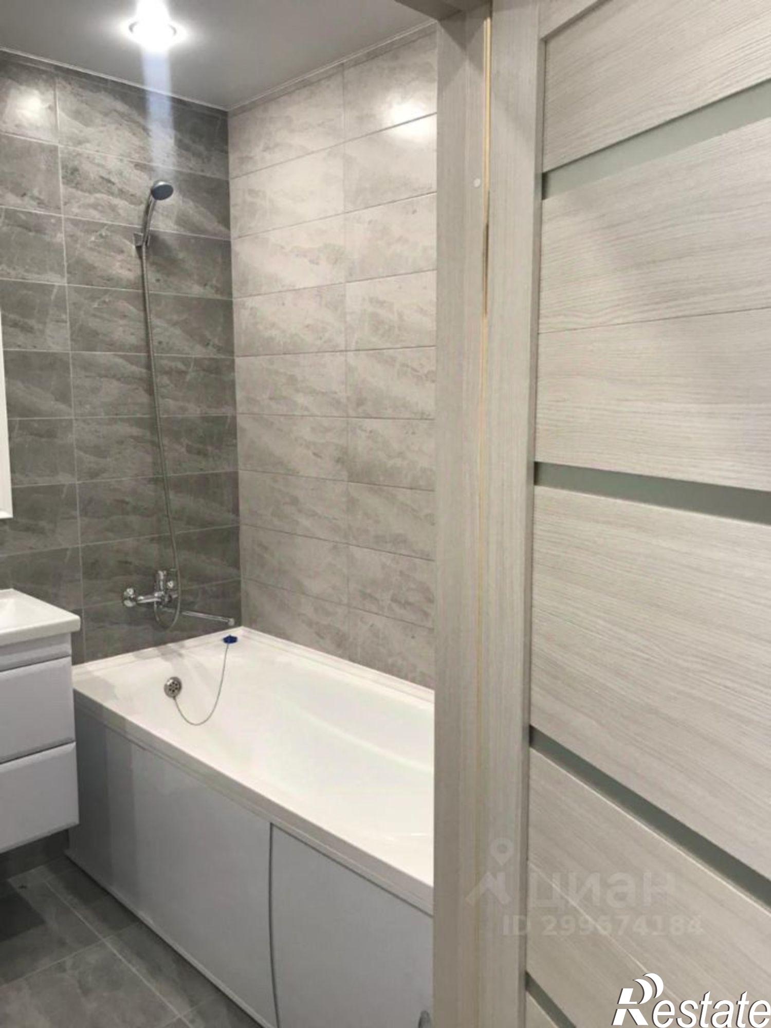 Сдать квартиру за 40 000 рублей на пр-кт Сююмбике, 36