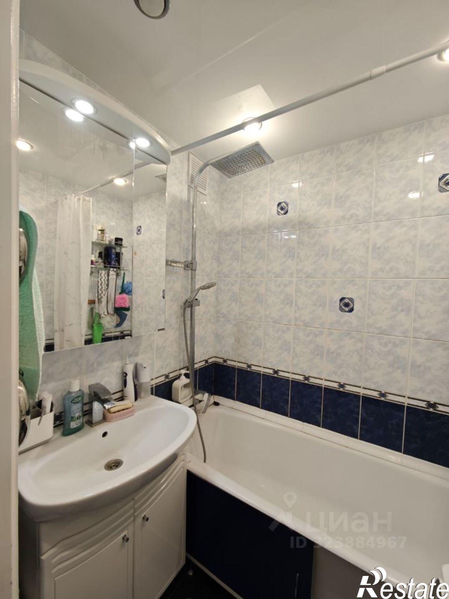 Сдать квартиру за 50 000 рублей на пр-кт им Вахитова, 27