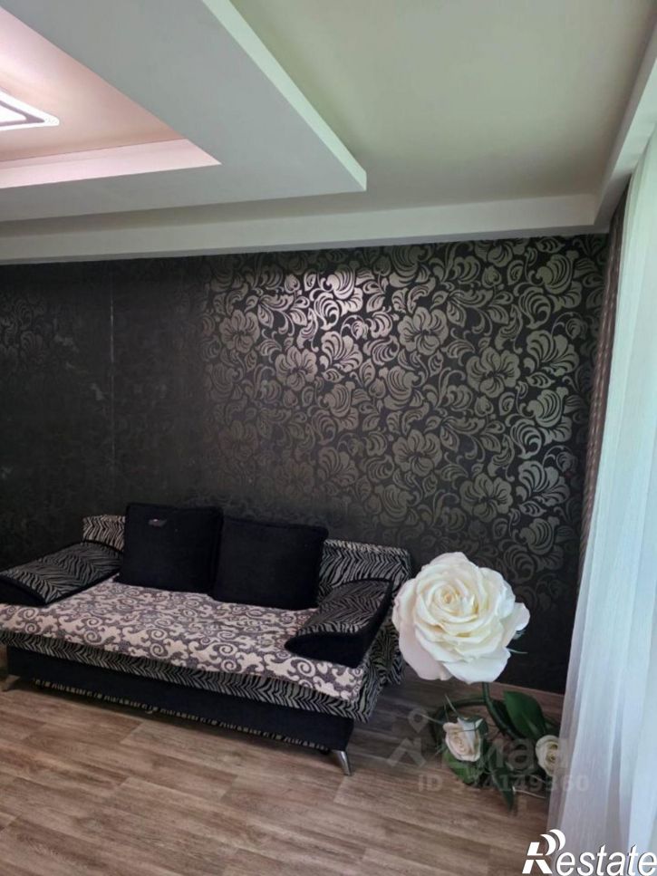 3-комн квартира б-р Строителей, 20,  д. 20