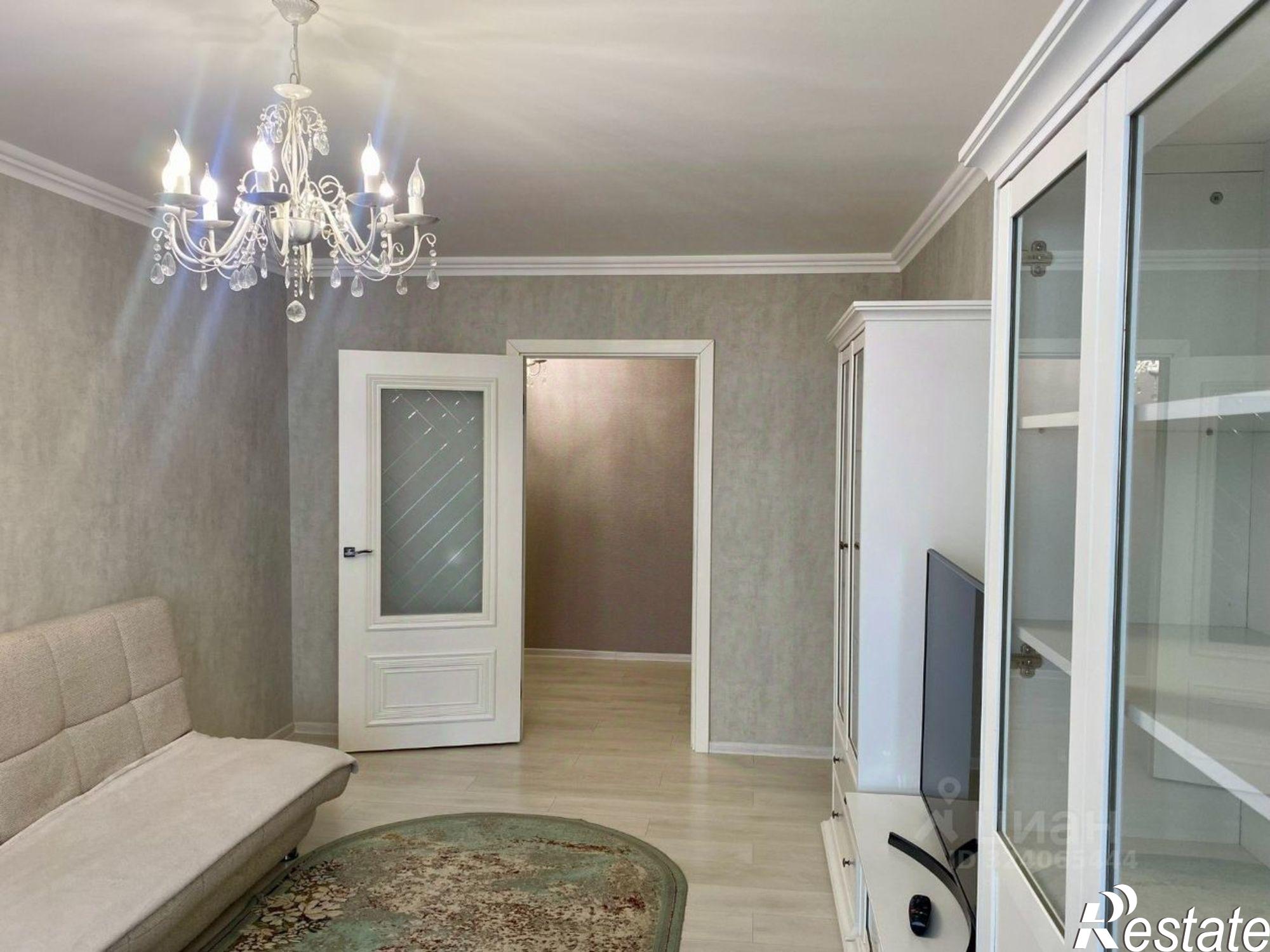 Купить квартиру за 11 250 000 рублей на ул Виктора Полякова, 6