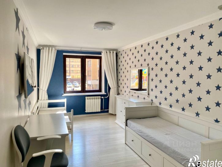 3-комн квартира ул Виктора Полякова, 6,  д. 6