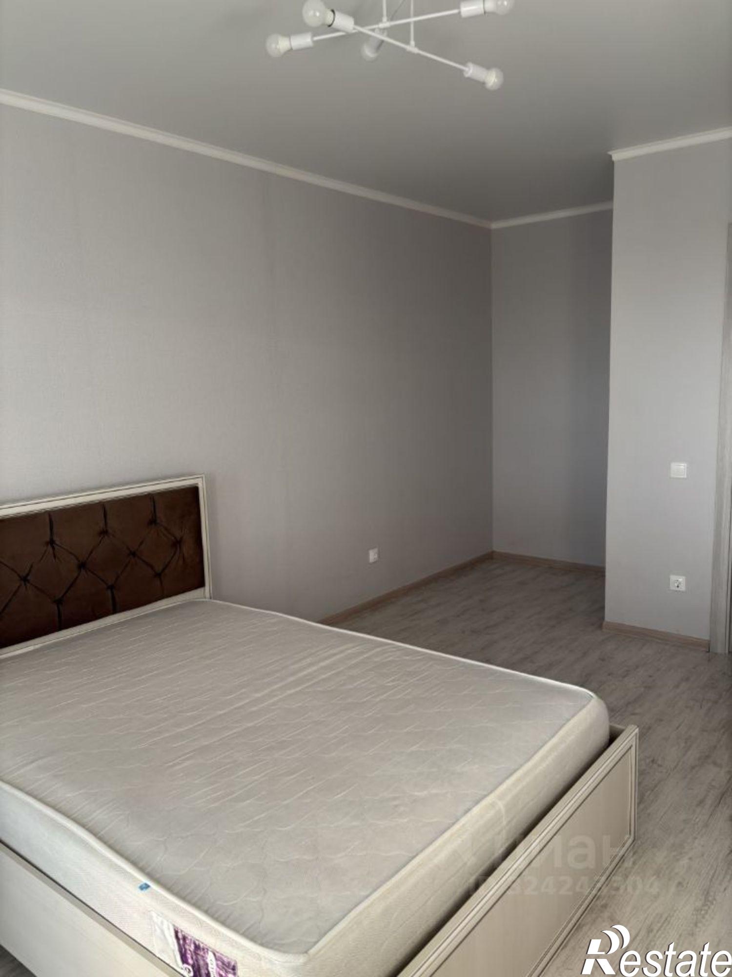 Сдать квартиру за 45 000 рублей на проспект Абдурахмана Абсалямова, 69/22